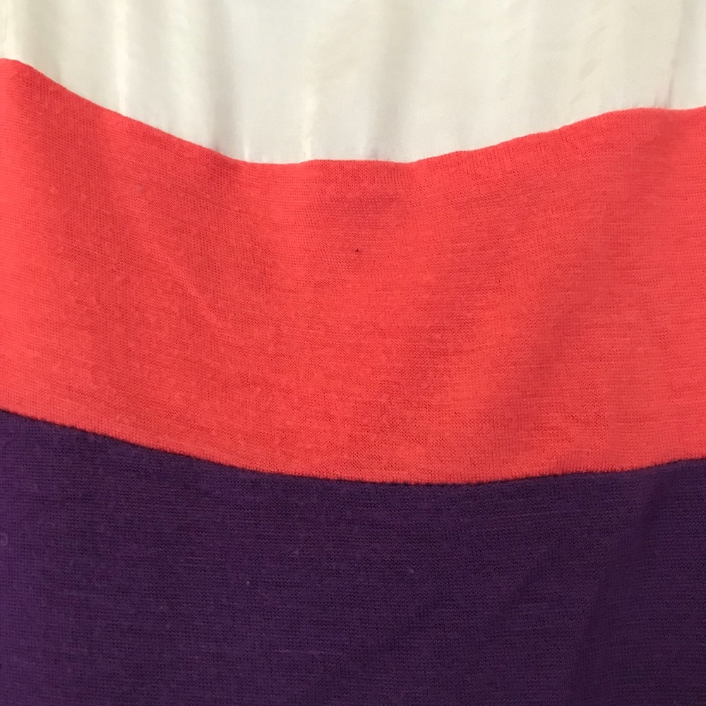 Color block top - Picture 6 of 7
